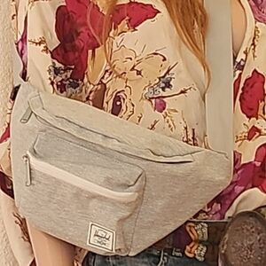 Herschel Supply Company Light Gray Crossbody Bag/ Bum Bag EUC